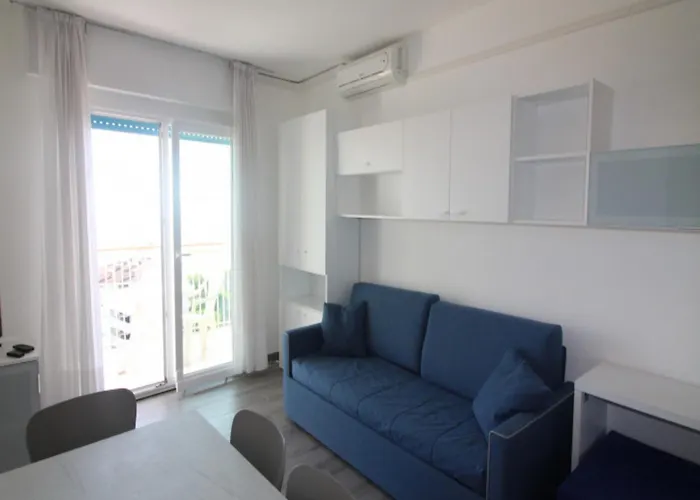 Modern By The Pool Appartamento