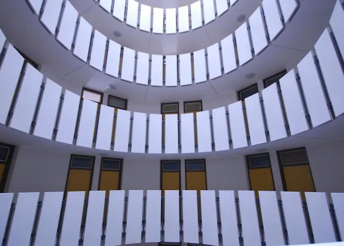 Modern By The Pool Appartamento